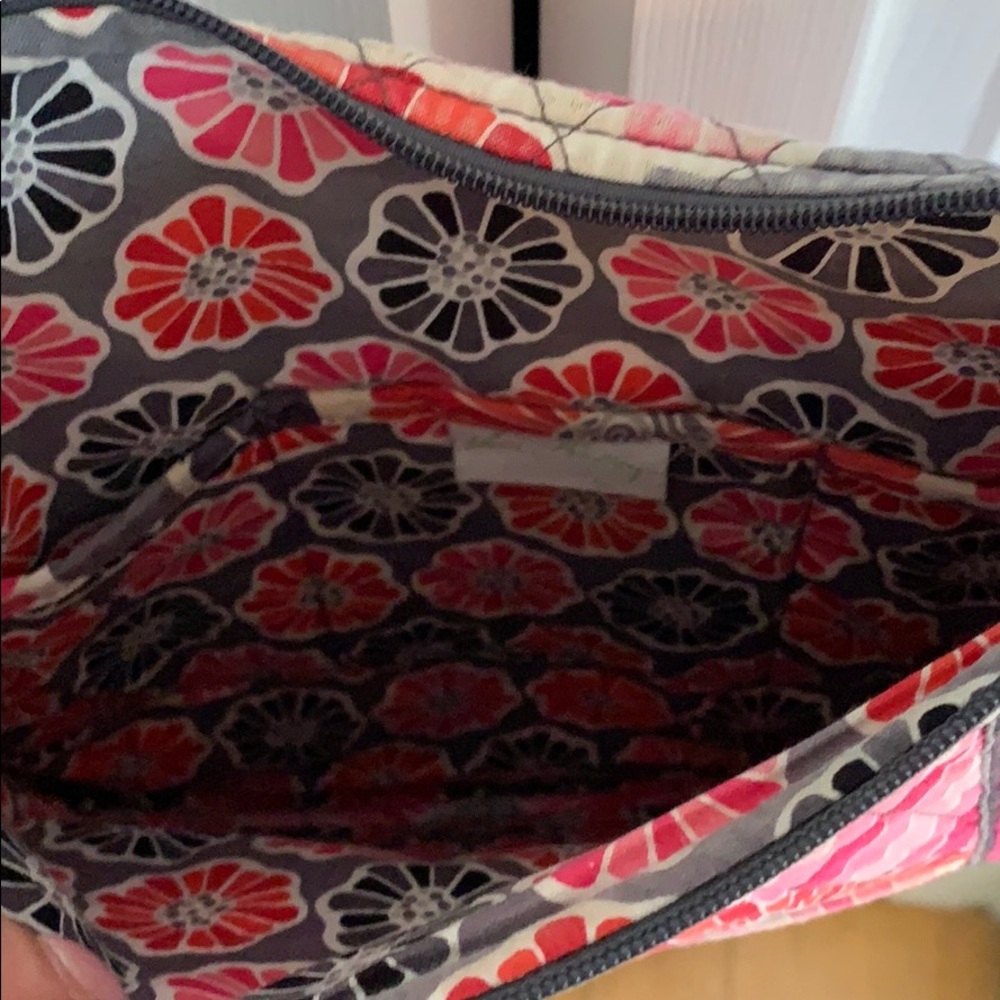 Vera Bradley crossbody - Picture 9 of 12